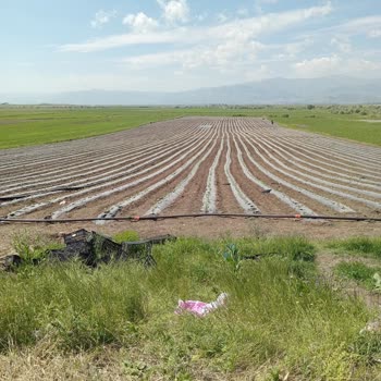 DSİ (Devlet Su İşleri) Sulama Kanalı Pislikleri