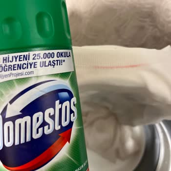 Domestos Pembe Leke Bıraktı