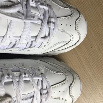 Skechers Ayakkabının Burnunda Ki Deri Kalitesizliği