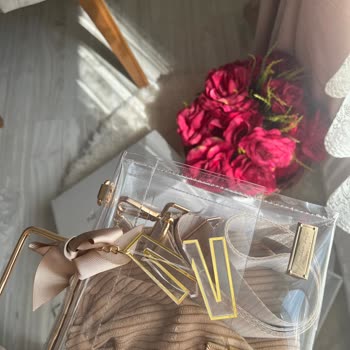 Neslihan Balta'dan Kırık Ürün Geldi