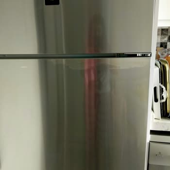 Profilo İnox Değil Kaplama Buzdolabı