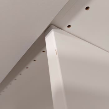IKEA Zedelenmiş Defolu Gardırop Parçalarını Monte Etti Değişim Nasıl?