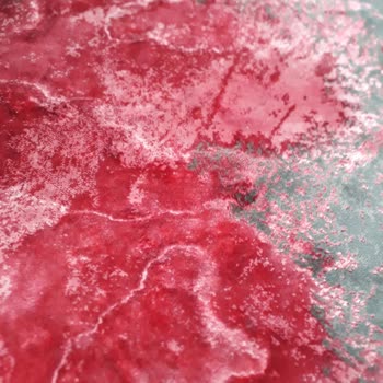 Pierre Cardin Halı Pierre Cardin Magnifique Halının Üzerinde Bölüm Bölüm Renk Değişimleri