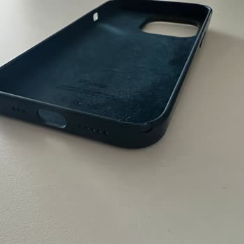 Media Markt'tan Aldığım Apple Kılıfta Soyulma Başladı.