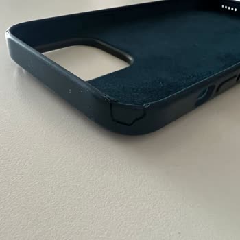 Media Markt'tan Aldığım Apple Kılıfta Soyulma Başladı.