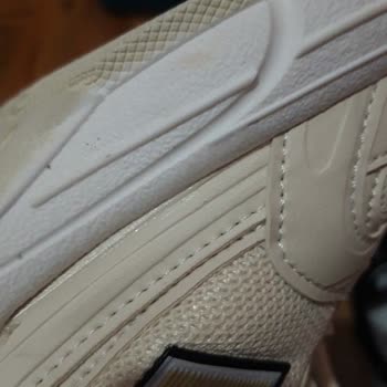 Bana'bi Sneaker Ayıplı Ürün Gönderimi!