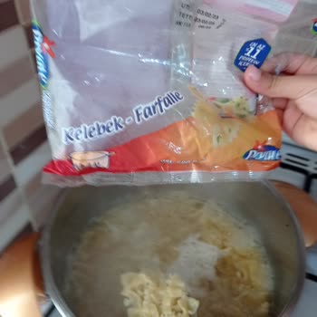 Şok Dan Aldığım Piyale Makarna Dağılıyor