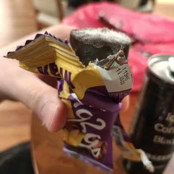 Uniq2go Protein Barda Küf Oluşmuştu!