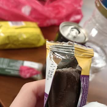 Uniq2go Protein Barda Küf Oluşmuştu!