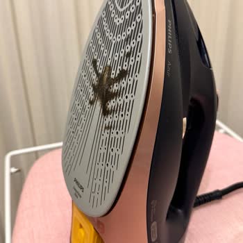 Defective Philips Azur Iron with False Promises!