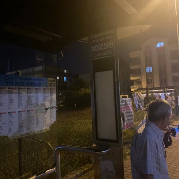 Antalya Büyükşehir Belediyesi Belediye Otobüsü 11 30 Da Gelmesi Gereken Otobüs Hala Gelmedi