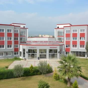 Güney Gelişim Okulları Önce Kendini Geliştir