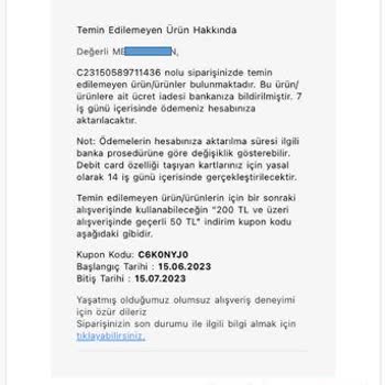 Cacharel Markasının Yaşattığı Komedi / Dram