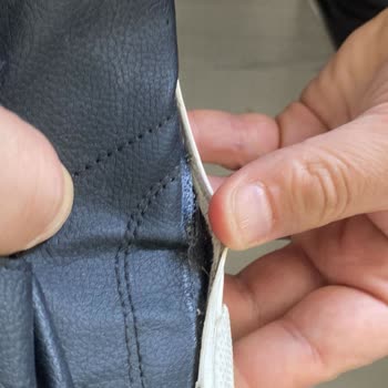 Zara'dan Aldığım Ayakkabılar Hızla Yırtıldı