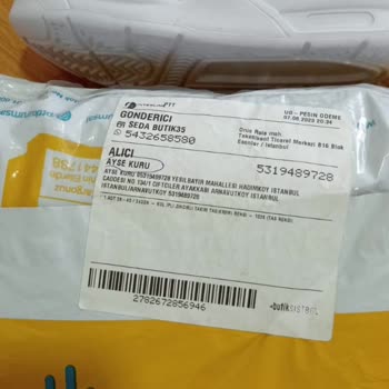 Seda Butik(Instagram) Yanlış Gönderilen Ürün İçin Değişim İstiyorum, Ulaşamıyorum