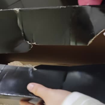 Vestel Kargo Paketlerim Paramparça Geldi