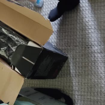 Vestel Kargo Paketlerim Paramparça Geldi