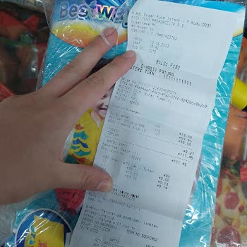 A101 Sarıyer Ayazağa Yeşiltepe Şubesi Çalışanlarının Saygısızlığı