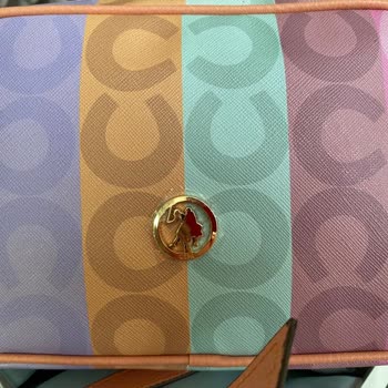 U.S. Polo Assn. Farklı Renkte Ürün Gönderiyorlar