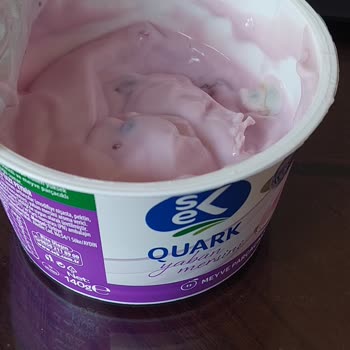 BİM'den Aldığım Sek Quark Yoğurt Küflü Çıktı