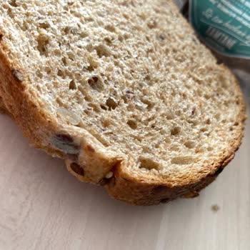 Çok Tahıllı Uno Ekmek Küflü Çıktı