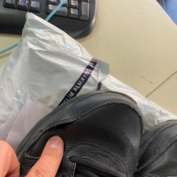 Skechers Üretim Hatası Olduğu Halde Ayakkabıyı Değişim Veya İade Almıyorlar