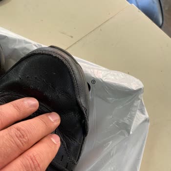 Skechers Üretim Hatası Olduğu Halde Ayakkabıyı Değişim Veya İade Almıyorlar