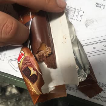 Ülker'in Genel Olarak Ürünleri Hep Bozuk Çıkıyor