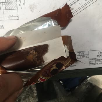 Ülker'in Genel Olarak Ürünleri Hep Bozuk Çıkıyor