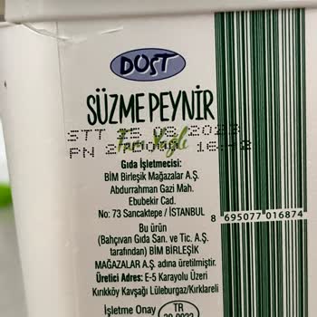 BİM Kırık Ve Küflü Peynir Kutusu