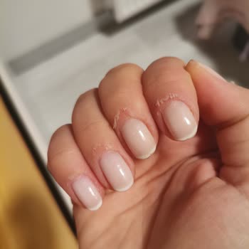 Gratis Beauty 'de Yaptırdığım Acı Garantili Manikür