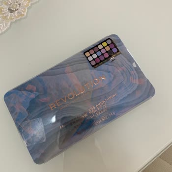 Watsons Far Paletinde Etiket Yanlış Basılmış