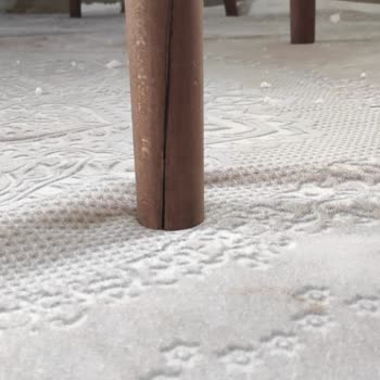 Morkese Home Consept Yemek Masası Ayağı Kırık Geldi