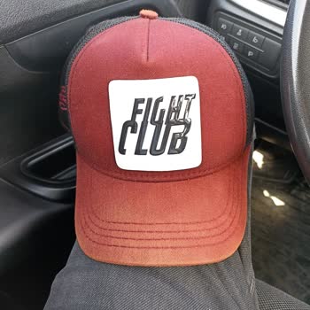 Leathify Sararan Şapkamın Değişimini Yapmıyorlar.