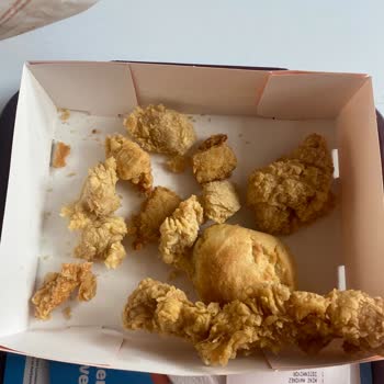 Popeyes Menüsü Çok Küçük