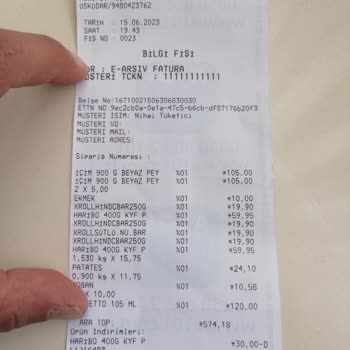 A101 500 TL Harcarsanız 50 TL Hediye Diyor, Hediye Veya Puan Vermiyor