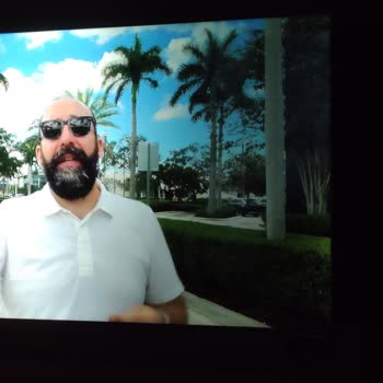 Vestel 65 İnç LED TV Ekran Kararma Arızası Hk.