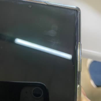 Samsung Telefon S22 Ultra Ekran Çizilme Sorunu