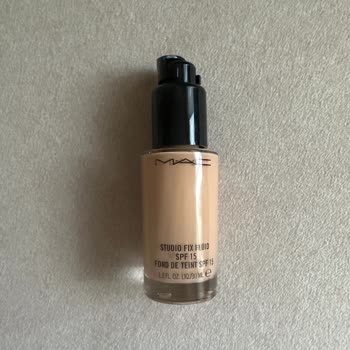 Mac Cosmetics Ürünü Sarı Ve Oksitleniyor Ayrıca Concealer Aplikatör Düştü