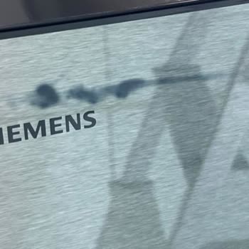 Siemens WB13CPB0N Su Sebilini Defolu Gönderdi.