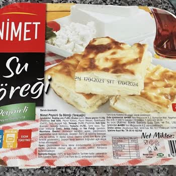 A101 Nimet Markalı Börek Açıklama Ve Görsel İle Tüketiciyi Yanıltıyor.