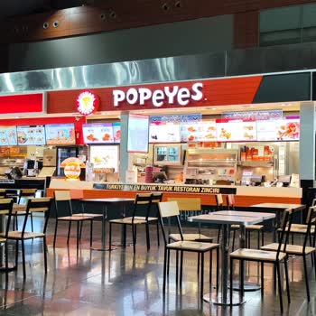 Popeyes Kokmuş Tavuk ve Tat