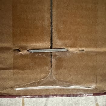 Philips TV'de Işık Süzmesi Ve Bulutlanma Var, Vrr Desteklemiyor.