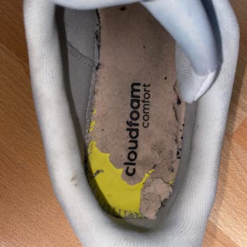 Boyner Adidas Marka Ayakkabının Tabanın Yırtılması