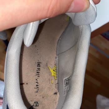 Boyner Adidas Marka Ayakkabının Tabanın Yırtılması