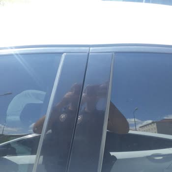 Renault 2019 Model Aracın Kapı Çıtalarında Fitillerin Çökme Yapması.