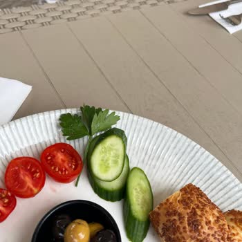 Bahçelievler Belediyesi Yenibosna Kuleli Sosyal Tesisleri Yetersiz Hizmeti