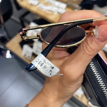 Shewellery Kılıfsız Gözlük Satma Ve Farklı Fiyat Ödemesi