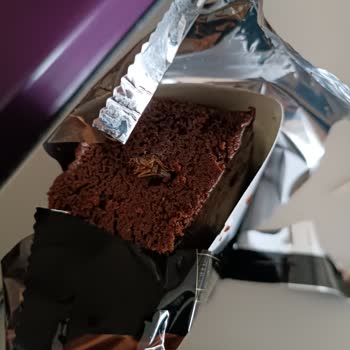 BİM Kekten Böcek Çıktı