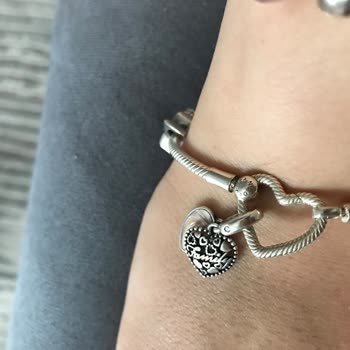 Pandora Mücevher Bilekliğimin Kırılması